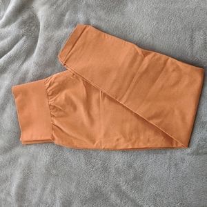 NVGTN seamless orange contour leggings